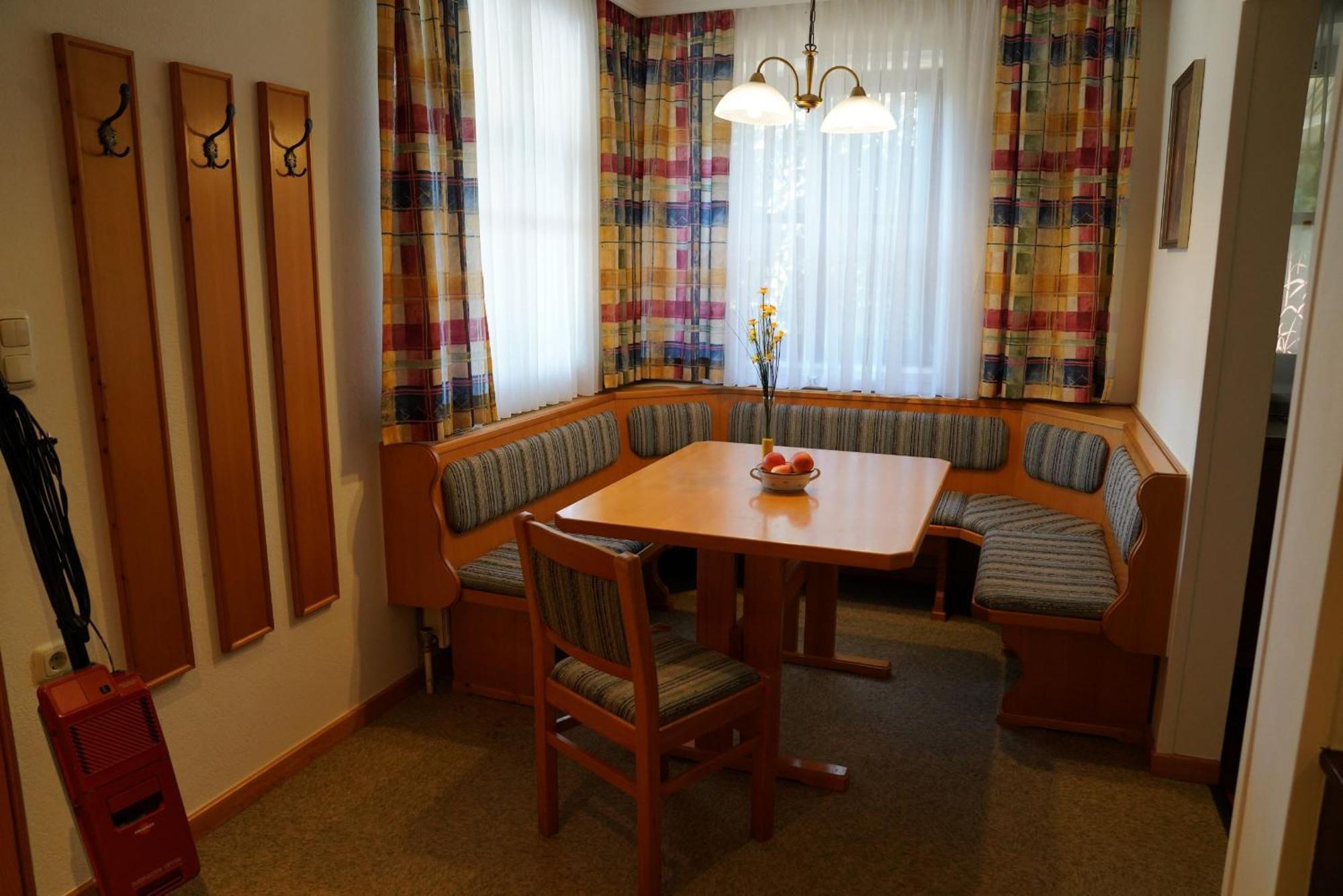 Pension Thermenland Fürstenfeld Eksteriør billede
